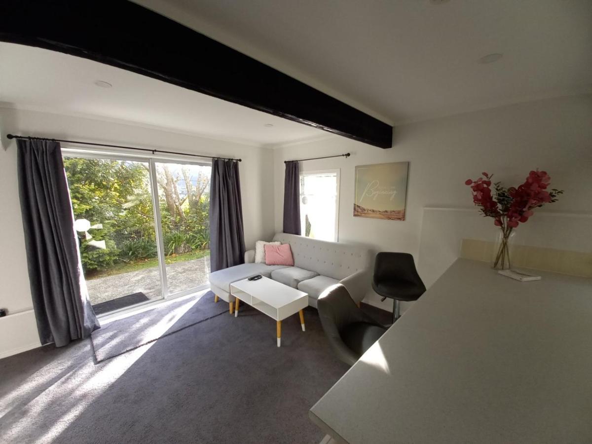 Lemon Tree Apartment Tawa Wellington Esterno foto